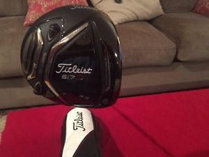 Titleist 917 d2 RH 9.5 Driver, Speeder stiff flex shaft exc. cond. image 1