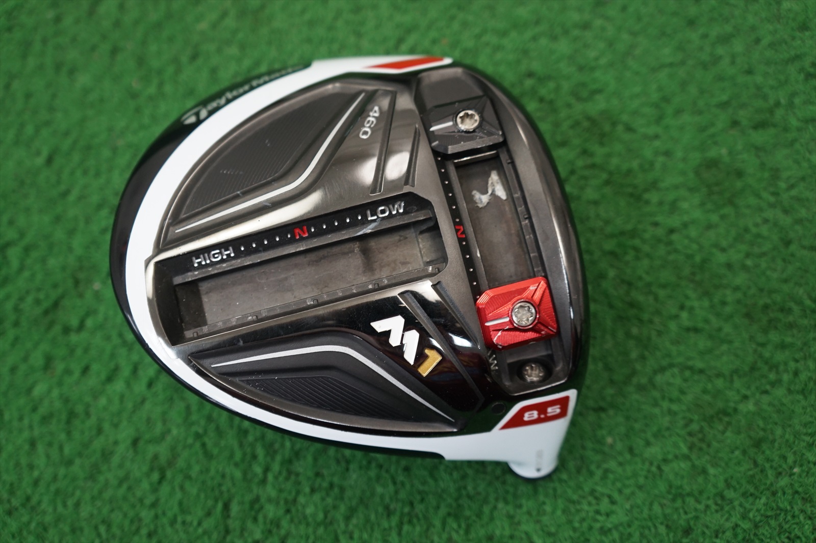 TAYLORMADE M1 460 8.5* DRIVER HEAD ONLY GOOD CONDITION 618938 image 1