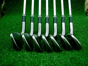 GOLF CLUBS  CLEVELAND CG 7 TOUR  IRONS 4 - W   DYNAMIC GOLD S300 GREAT CONDITION image 1