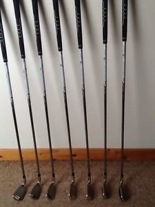 Wilson D200 irons 4 to pitching wedge image 1
