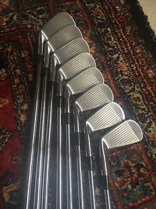 Titleist 710 MB Irons 3 - PW - PROJECT X 7.0 Shafts image 1