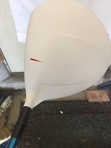 Taylormade Aero Burner TP driver Hot Melt with Graphite Design Shaft Stiff 9.5 image 1