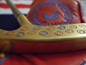 Titleist Acushnet Bulls Eye Custom Golf Putter 33.5" smiley face image 1