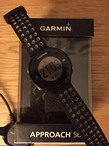 Garmin Golf S6 Approach Black image 1