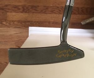 Scotty Cameron Studio Design 2.5 Putter 33 Rainbow Oil Can Finish image 1