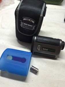 Bushnell V2 Tour Range Finder Golf/Hunting Case and Cover Included image 1