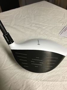 LEFT HAND TAYLORMADE R15 10.5* DRIVER REGULAR MINT GOLF CLUB image 1