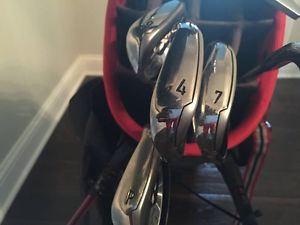 Callaway XR Iron Set 4-PW Steel Regular Flex RH image 1
