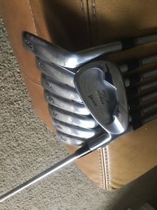 Srixon Golf Z Star Forged 4-PW Iron Set N.S. Pro 1050 GH REG Steel  Irons image 1