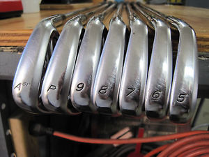 TaylorMade R9 TP Irons 5-AW + Xtra 6 Iron Head image 1