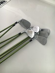 TaylorMade R9 3 To Pw,aw,sw Aldlia 85 X Stiff Graphite Shafts +1/2 image 1