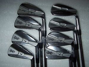 used  Callaway RAZR  X  Mscleback iron set- - -3-PW- - right hand- - steel image 1