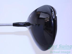Titleist 915 D3 Driver 10.5* Graphite Stiff Right 45.25 in image 1