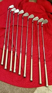 TaylorMade r7 Iron Set Golf Club image 1