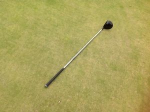 Titleist 915 D3 10.5 Blue Diamana 60Gram Stiff image 1