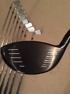 Titleist 915 D3 8.5 stiff flex Mint!! image 1