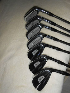 Titleist 735 CM Forged (Chrome) Eisensatz 4-PW, Regular, Graphite **TOP** image 1