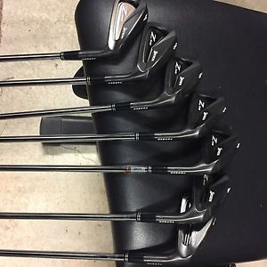 Srixon Z545 Limited Edition Black Irons 4-PW image 1