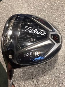Titleist 915 D2 Left Handed image 1