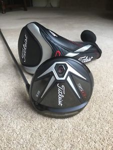 Titleist 915 D2 Driver 10.5 RH R Flex Diamana Blue 60 image 1