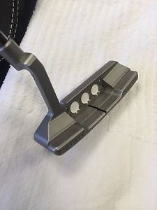 scotty cameron putter image 1