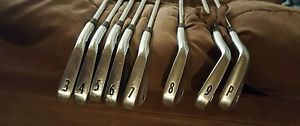 Titleist MB 712 Iron Set Golf Club 3-pw image 1