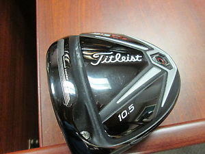TITLEIST 915 D2 Driver - Left Handed - Demo - Diamana Red Regular image 1