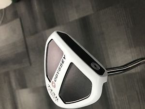 Odyssey 2-Ball V Tank putter image 1