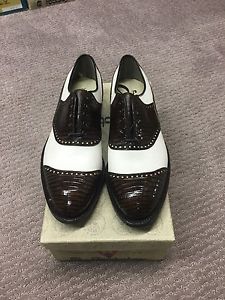 Vintage Near Mint NOS FootJoy Classic 9B Chocolate Brown/White Lizard Golf Shoes image 1