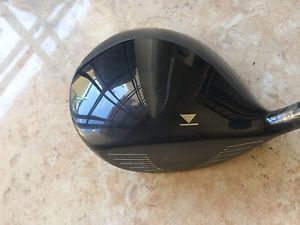 Flawless Crown Titleist 913 D2 9.5* Upgraded $150 Project X PXv Regular Flex image 1