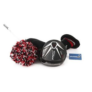 Titleist 915 D2 Driver 9.5 Degree /  Stiff Shaft Aldila Rogue 60g image 1