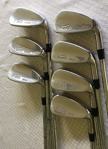 KZG HB516 IRON SET 4 TO PW  RIFLE 5.5 FLIGHTED RARE !! image 1