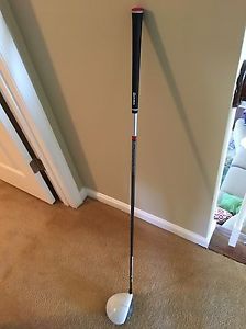 New taylormade r15 driver 10.5 Stiff 460cc image 1
