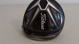 TITLEIST 915 D2 10.5* Driver Head  Right Hand w/screw Used Priority Ship! image 1