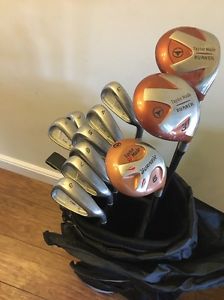 SUPERB FULL SET OF TAYLORMADE GOLF CLUBS image 1