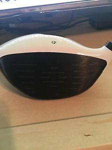TAYLORMADE M2 10.5 DRIVER HEAD ONLY Mint CONDITION. image 1