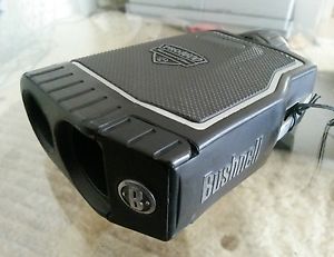 Bushnell pro1600 Range Finder Golf Hunting Target Shooting image 1