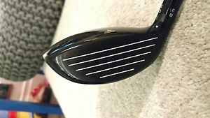 New Titleist 915 16.5 Fairway Wood image 1