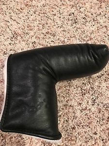 Rare Scotty Cameron Black Leather Pin Flag Putter Head Cover image 1