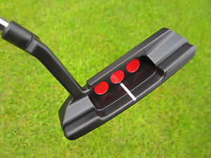Scotty Cameron Tour Black & Red Newport 2 TIMELESS Circle T Prototype - 34" 340G image 1