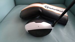 Taylormade 2016 M2 Driver with 2 shafts stiff 9.5 RH image 1