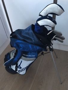 Junior Mizuno Golf Clubs And Bag Age 5/8 image 1