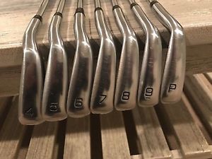 Mizuno JPX-825 Iron Set Golf Club image 1