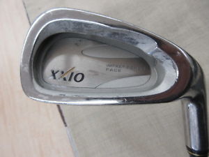 DUNLOP XXIO (2002) IronSet 38.25 S image 1
