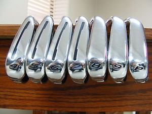 NIce!! TaylorMade RSi Irons 4 - PW TT REAX 90 Regular Flex image 1