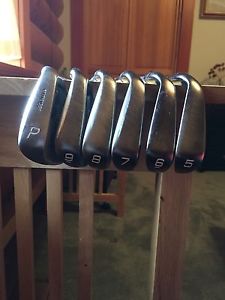 Mizuno 2016 JPX EZ 5-9 Irons ,Classic  PW, RH, RFlex image 1