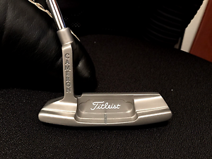Titleist Scotty Cameron Classic Newport 2 image 1
