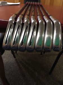 Taylormade Tour Preferred Cb 2014 Irons 4-pw Kbs Stiff image 1
