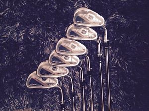 Wilson FG Tour V4 Golf Irons 5-PW Kbs Tour Shafts Stiff Flex. New image 1