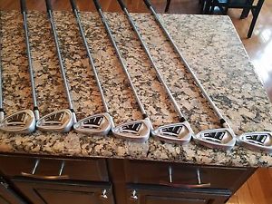 PING i20 Iron Set Golf Club with Brand New Winn Excel Grips image 1